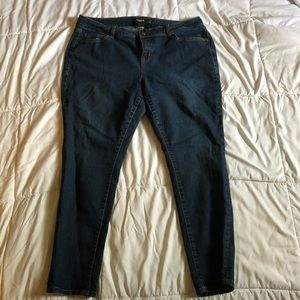Torrid Dark Wash Skinny Jeans 18s